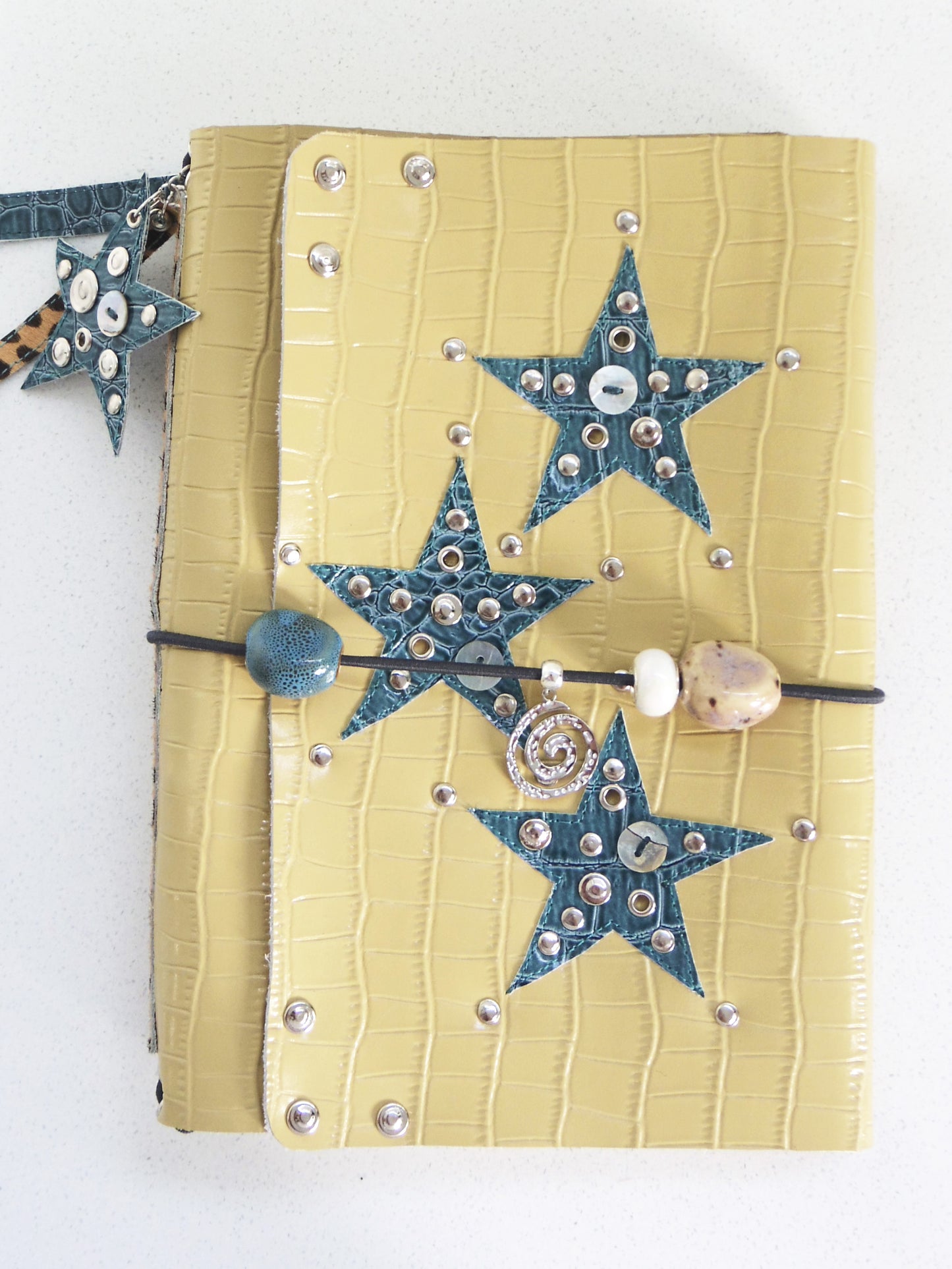 32 Journal A5