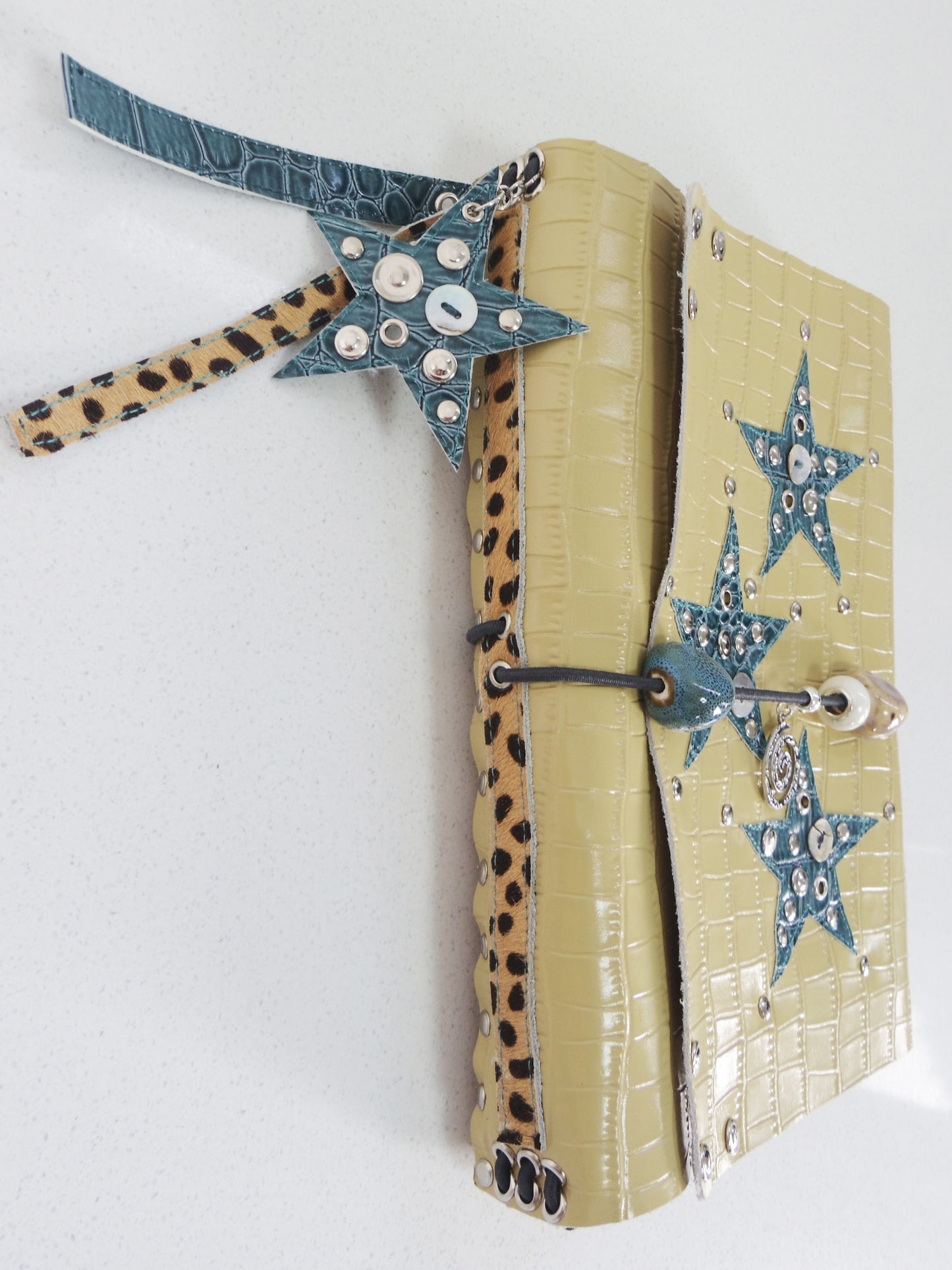 32 Journal A5