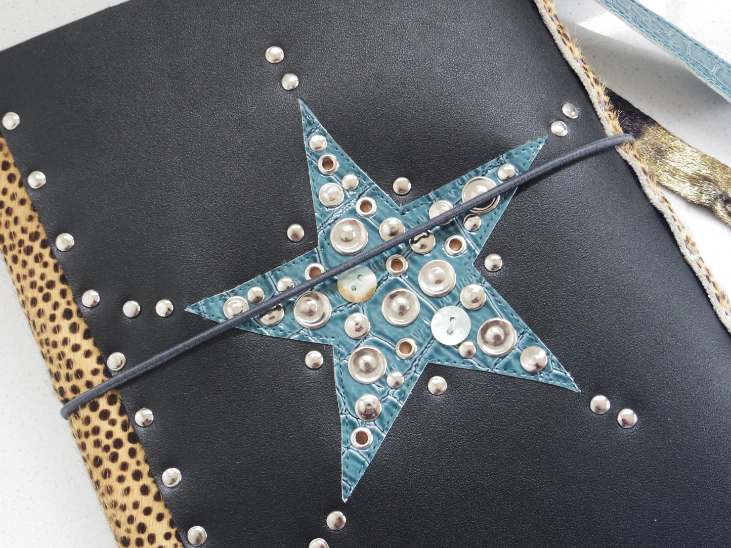 37 Journal A5