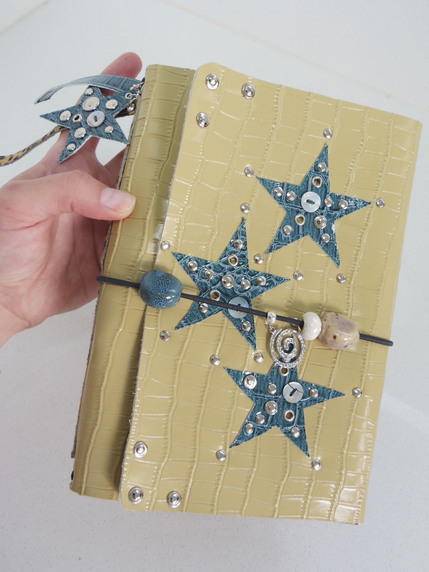 32 Journal A5