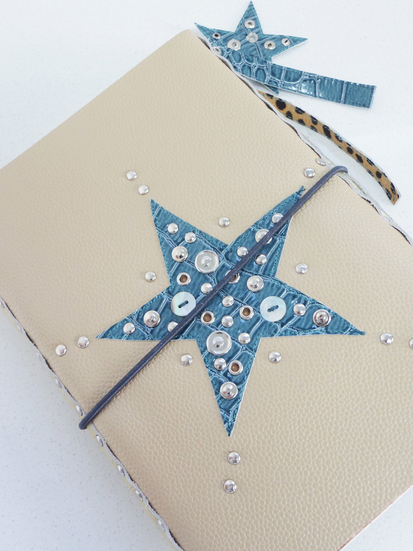 32 Journal A5